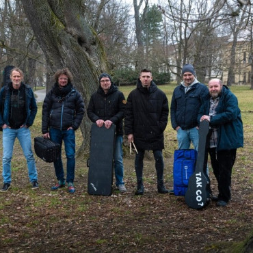 PREMIÉRA: TAK CO? mají klip Podzim, skladbu produkoval Honza Ponocný